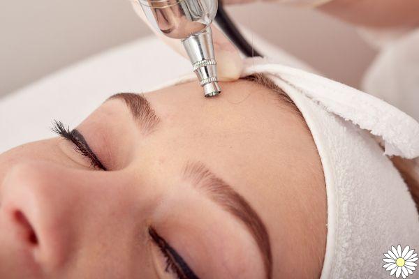 Facial oxygen therapy: what it is, how the treatment works, benefits and limitations